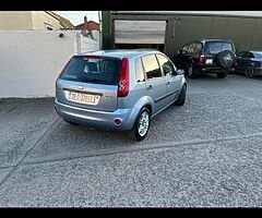 2006 Ford Fiesta