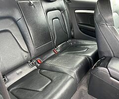 Audi A5 S line 2011  Quattro manual transmission 2.0L diesel - Image 8/9