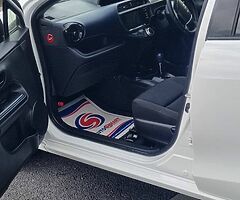 Toyota aqua - Image 6/10