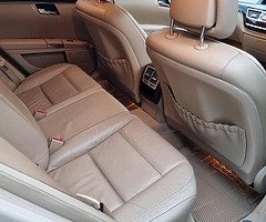 MERCEDES BENZ - Image 7/8