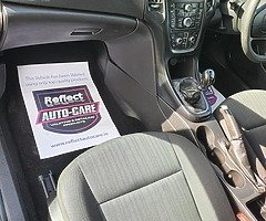 2011 ASTRA ESTATE, NEW NCT, WARRANTY - Image 8/10