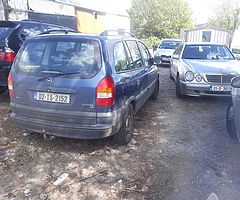 All cars for parts only - Image 4/5