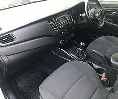 2014 Kia Carens - Image 4/10