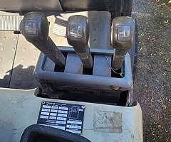 2003 1.5 ton electric forklift Crown