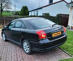 2005 Toyota Avensis