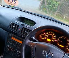 2005 Toyota Avensis