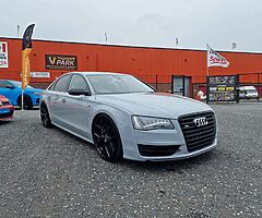 2013 Audi S8 - Image 7/10