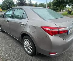 Toyota Corolla Aura 1.4 d4d 2014(141) - Image 4/10