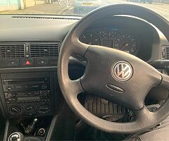2004 Volkswagen Golf - Image 6/10