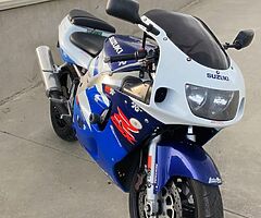 Suzuki gsxr600