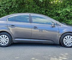 AVENSIS D4D / NCT & TAX - Image 10/10