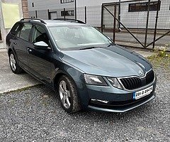 Skoda Octavia 1.6 46k km - Image 3/8
