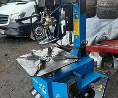 Tyre changer and balancer - Image 4/4