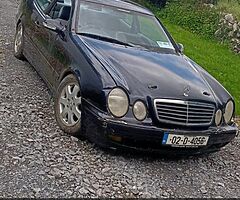 2002 clk200 supercharged red top slab/drift car