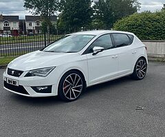 Car - Image 3/10
