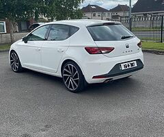 Car - Image 4/10