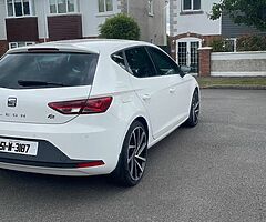 Car - Image 5/10