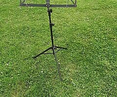 Sheet music stand