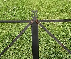 Sheet music stand