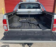 2013 Toyota Hilux - Image 4/10