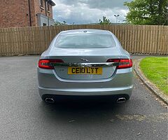 2010 Jaguar XF