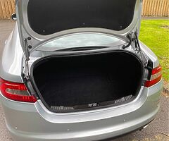2010 Jaguar XF - Image 7/10