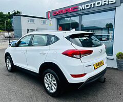 2016 Hyundai Tucson - Image 5/10