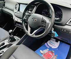 2016 Hyundai Tucson - Image 7/10