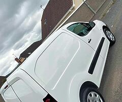 2018 Peugeot Partner - Image 5/8