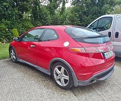 Honda Civic 1.8 i-vtec Type S