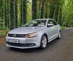 2011 VW Jetta - Image 4/8