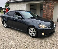 Lexus is250