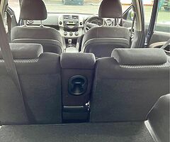 Toyota RAV4 (4WD - Manual) 2.2 Diesel - Image 9/10