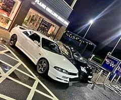 Nissan skyline R33