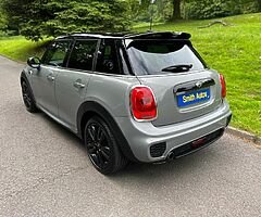 2018 MINI Cooper - Image 5/10