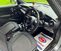 2018 MINI Cooper - Image 6/10