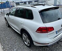 2016 VW TOUAREG 5 SEATER CREWCAB - Image 8/10