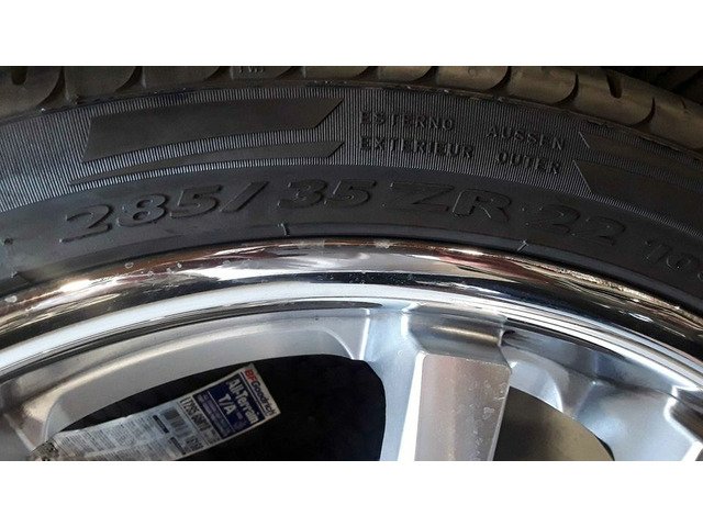 Guenion Niche wheels 22inch and tires Mercedes all S.U.V. chrome lip and silver spokes - 7/10