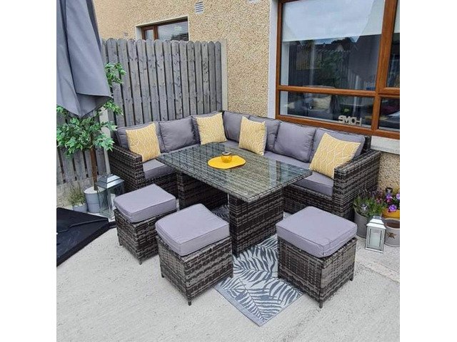 10 SEATER GARDEN RATTAN FURNITURE SET / DINING TABLE / DELIVERY  - 1/2