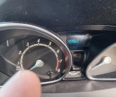 2014 Ford fiesta Black
