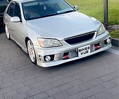 2003 Lexus IS 200