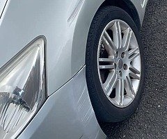 Toyota Auris 2litre D4D SR - Image 4/5