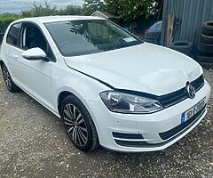 161 Vw golf van, minor damage to front