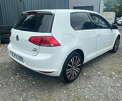 161 Vw golf van, minor damage to front