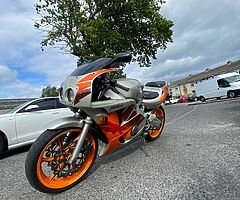1990 Honda Cbr 400RR - Image 5/7