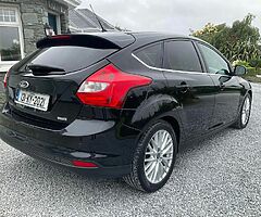 2013 FORD FOCUS 1.0L PETROL SAT NAV NCT 11/23 5 SPEED MANUAL SPOTLESS - Image 4/10