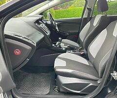 2013 FORD FOCUS 1.0L PETROL SAT NAV NCT 11/23 5 SPEED MANUAL SPOTLESS - Image 8/10