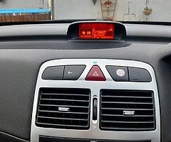 Peugeot 307 - Image 7/8