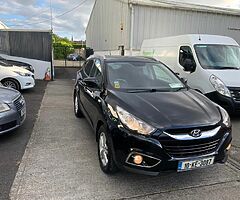 10 Hyundai IX35 2.0 CRDI Crossover