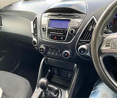 10 Hyundai IX35 2.0 CRDI Crossover - Image 7/8